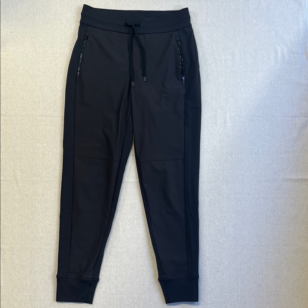Athleta Headlands Hybrid Trek Jogger Size 4 Black Zip Pocket